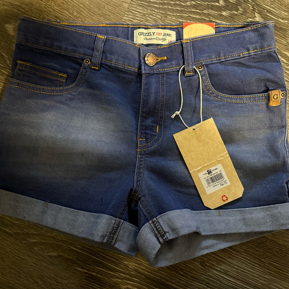 NWT Grizzly Jean Shorts Original Collection